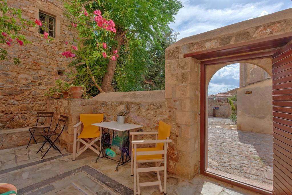 Dorovinis Monemvasia Castlehouses Exterior foto